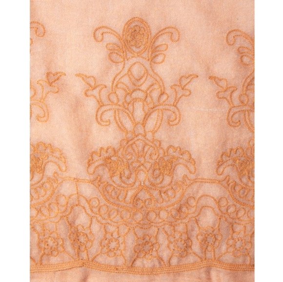 Dreamy Embroidered Open-Front Layering Duster - Picture 7 of 14